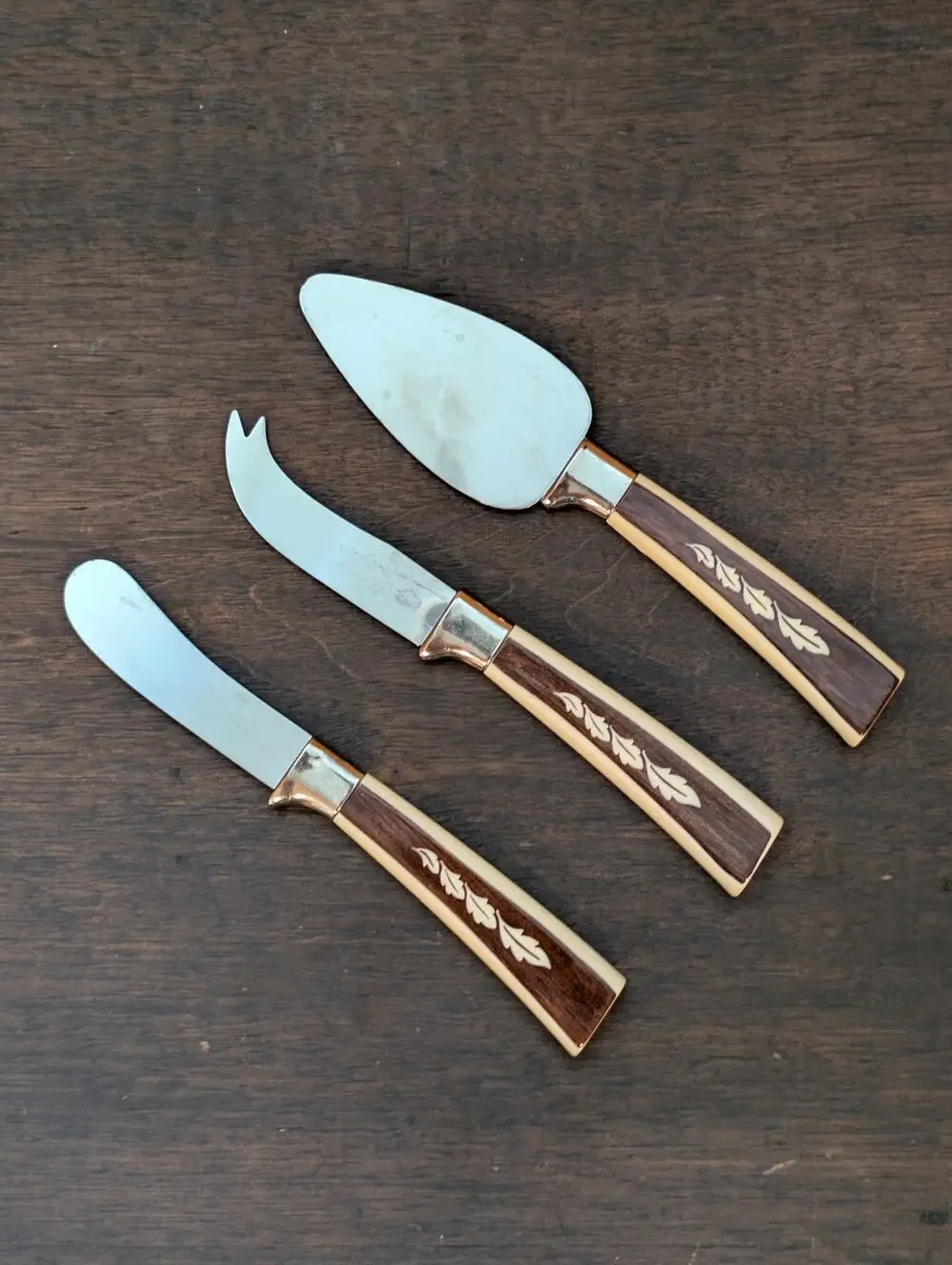 Vintage Regent Sheffield England 3 Piece Cheese Knife Set - Faux Wood - 60s-70s
